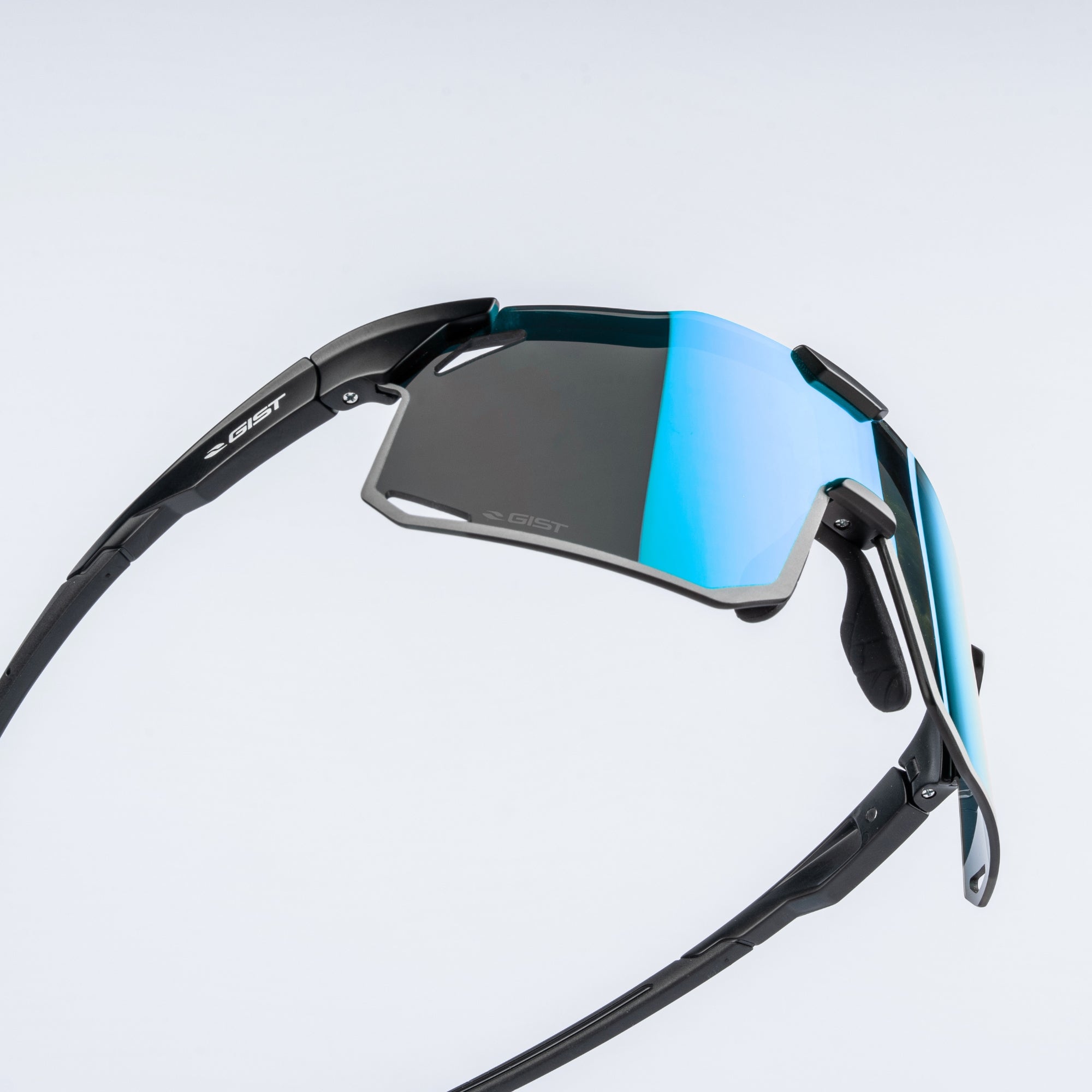 black-blu