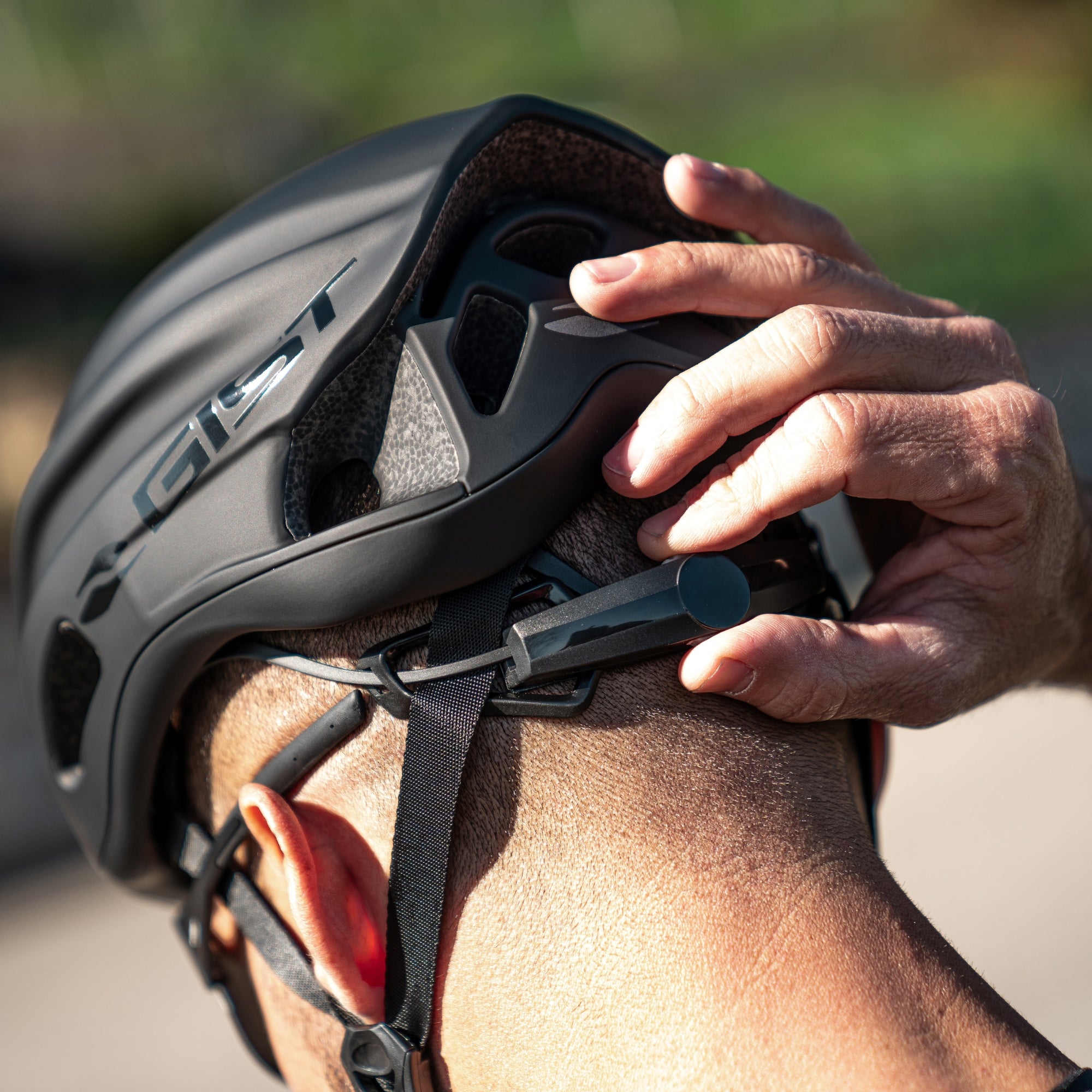 Red, Black, Blu Navy, White, Gray