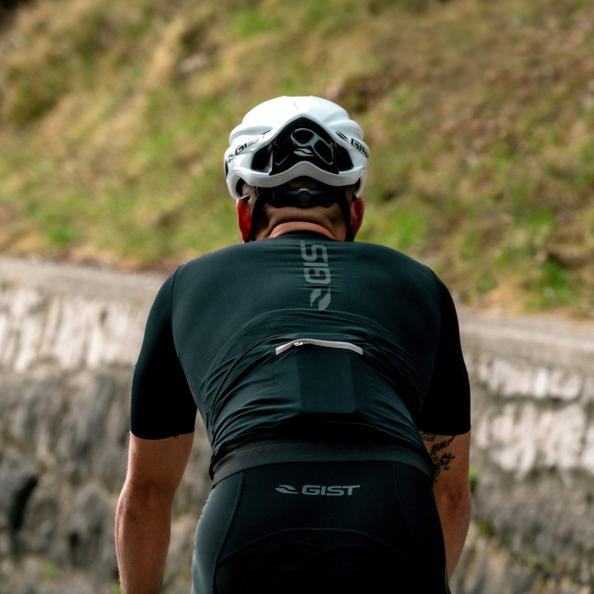 Red, Black, Blu Navy, White, Gray