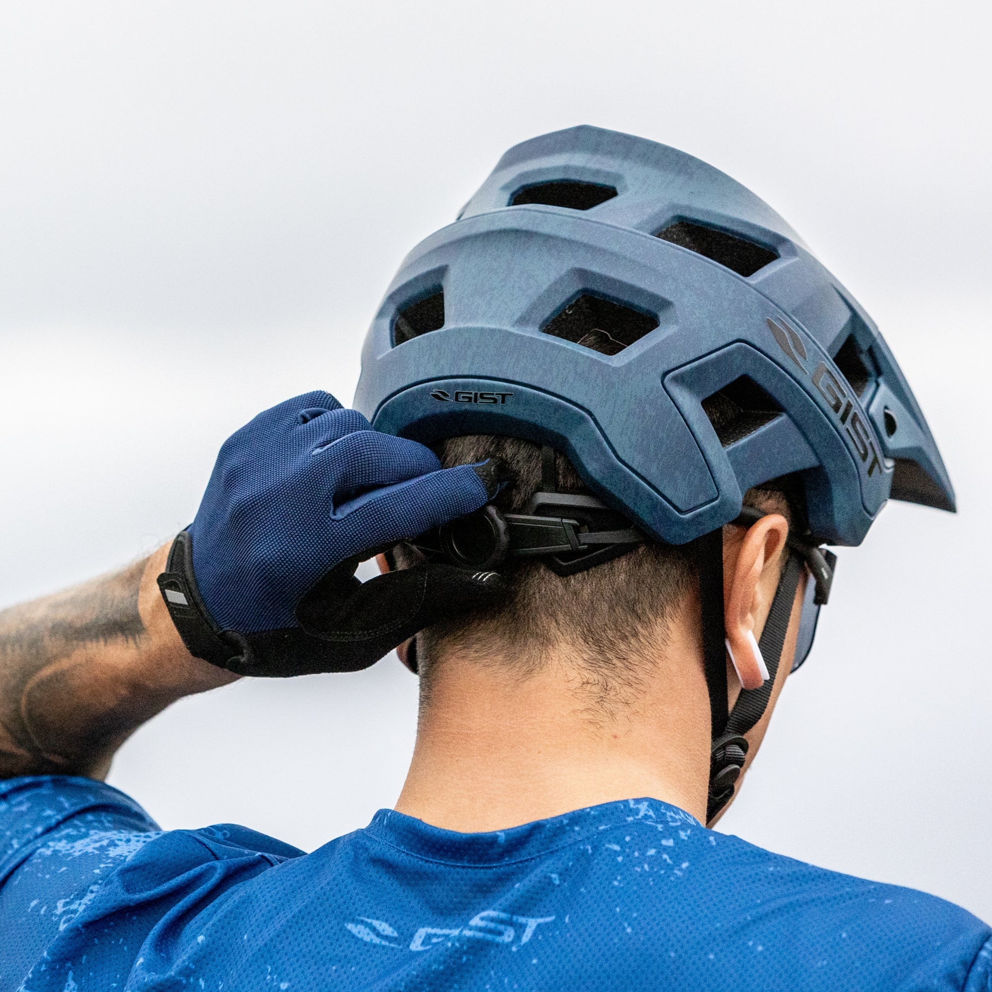 Blu, Nero, Rosso, Sabbia, Verde